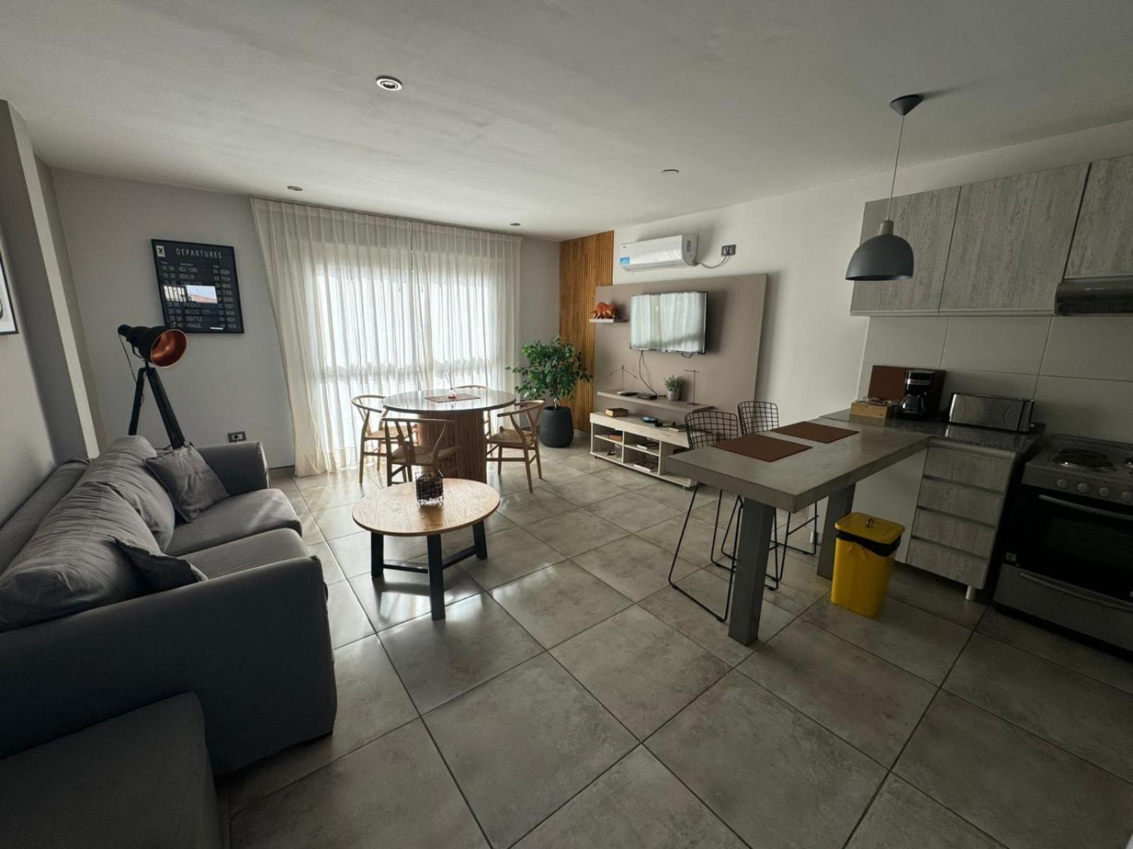 Departamento Chic En El Corazon De * Mendoza